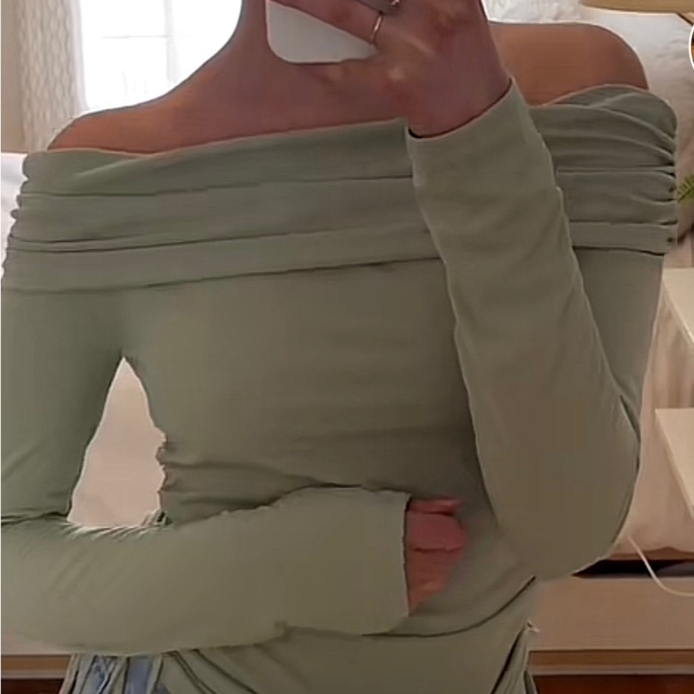 Ruched Off-Shoulder Long Sleeve Top